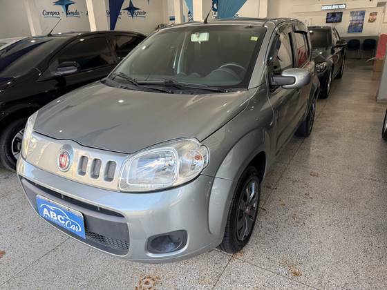 FIAT UNO 1.0 EVO VIVACE 8V FLEX 4P MANUAL